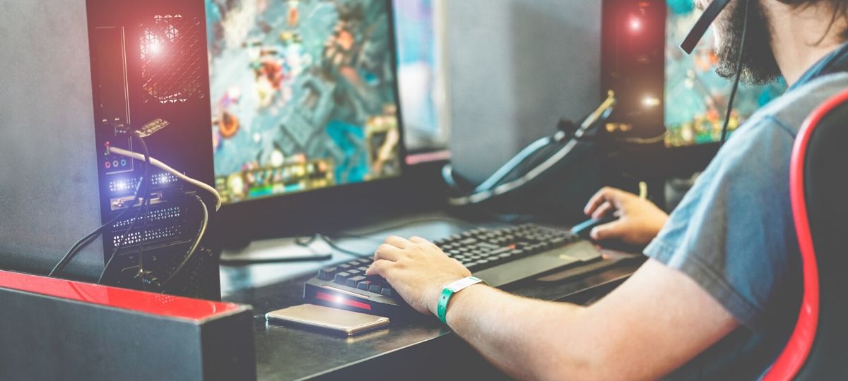 Why should you play pc games? 