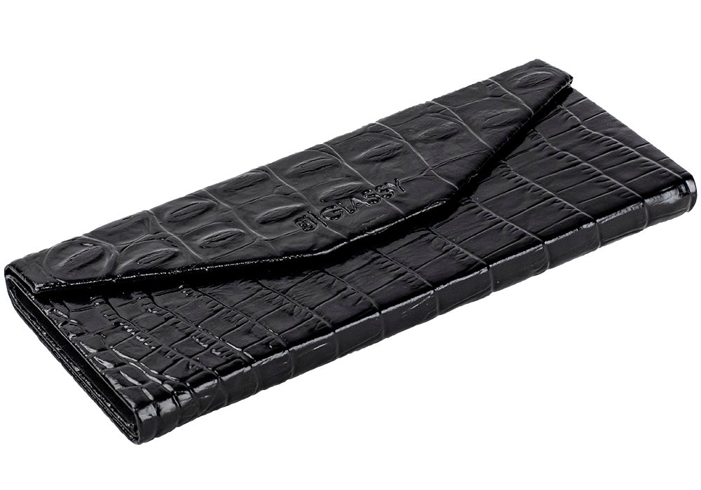Foldable hard case for eyewear by Glassy Eyewear